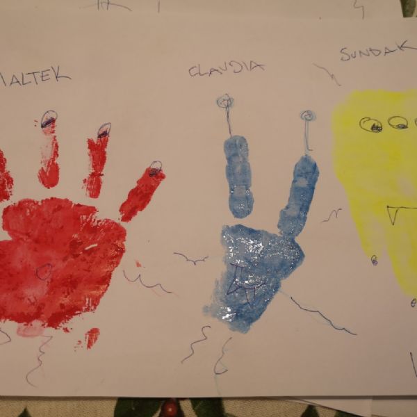 Lilia's Hand Aliens