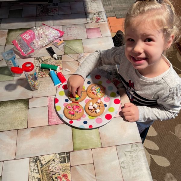 Evelyn decorating biscuits