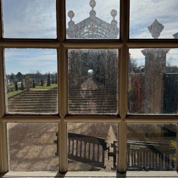 Year 2 Hampton Court Visit